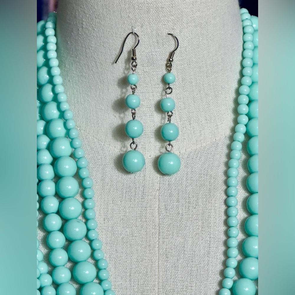 Y2k‎ Retro Multi-strand turquoise beaded necklace and earring set - Picture 2 of 5